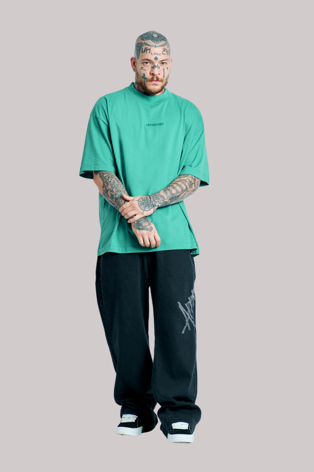 CAMISETA APPROVE HUGE MONOCHROMATIC