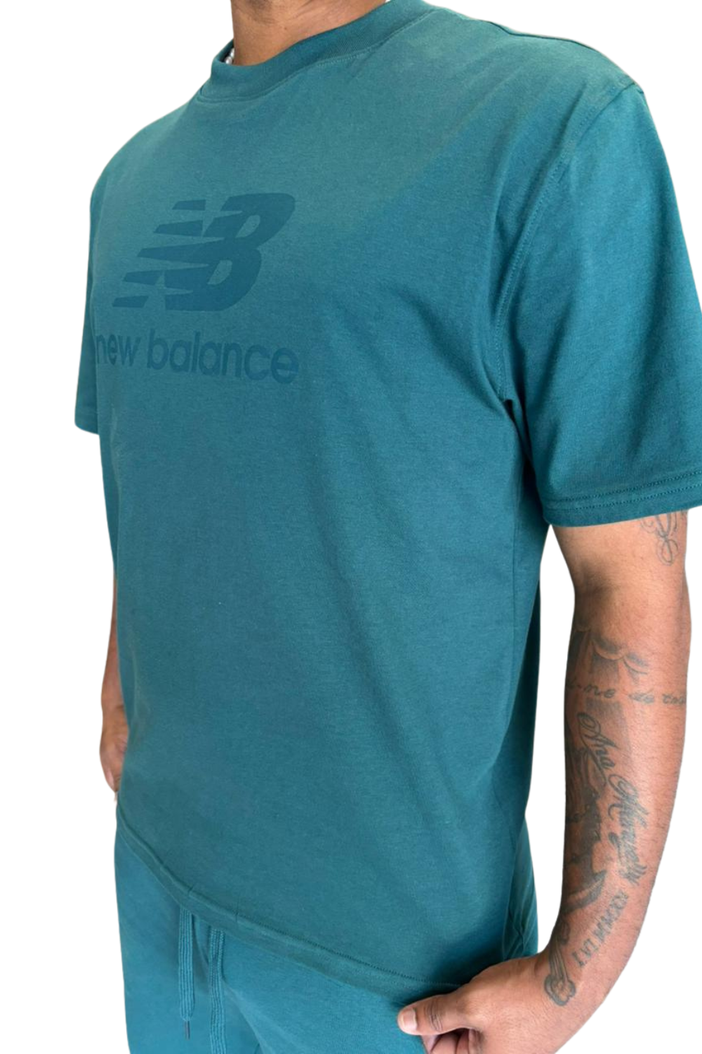 CAMISETA NEW BALANCE ESSENTIALS MT41502B