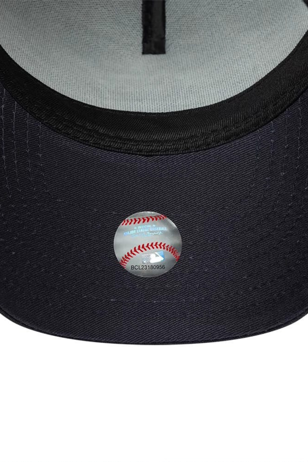 BONÉ NEW ERA 940 LEAGUE ESS NY EFRAME 60915940