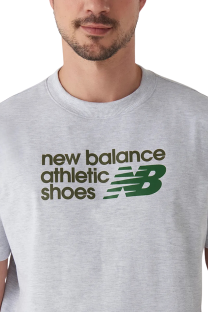 CAMISETA NEW BALANCE ATHLETICS RELAXED PREMIUM CHEST MT51900B
