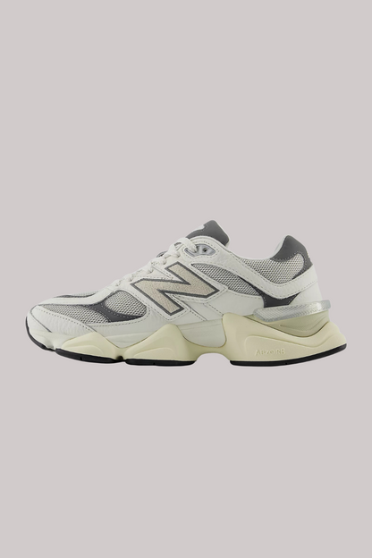 TÊNIS NEW BALANCE 9060 Branco U9060AGA