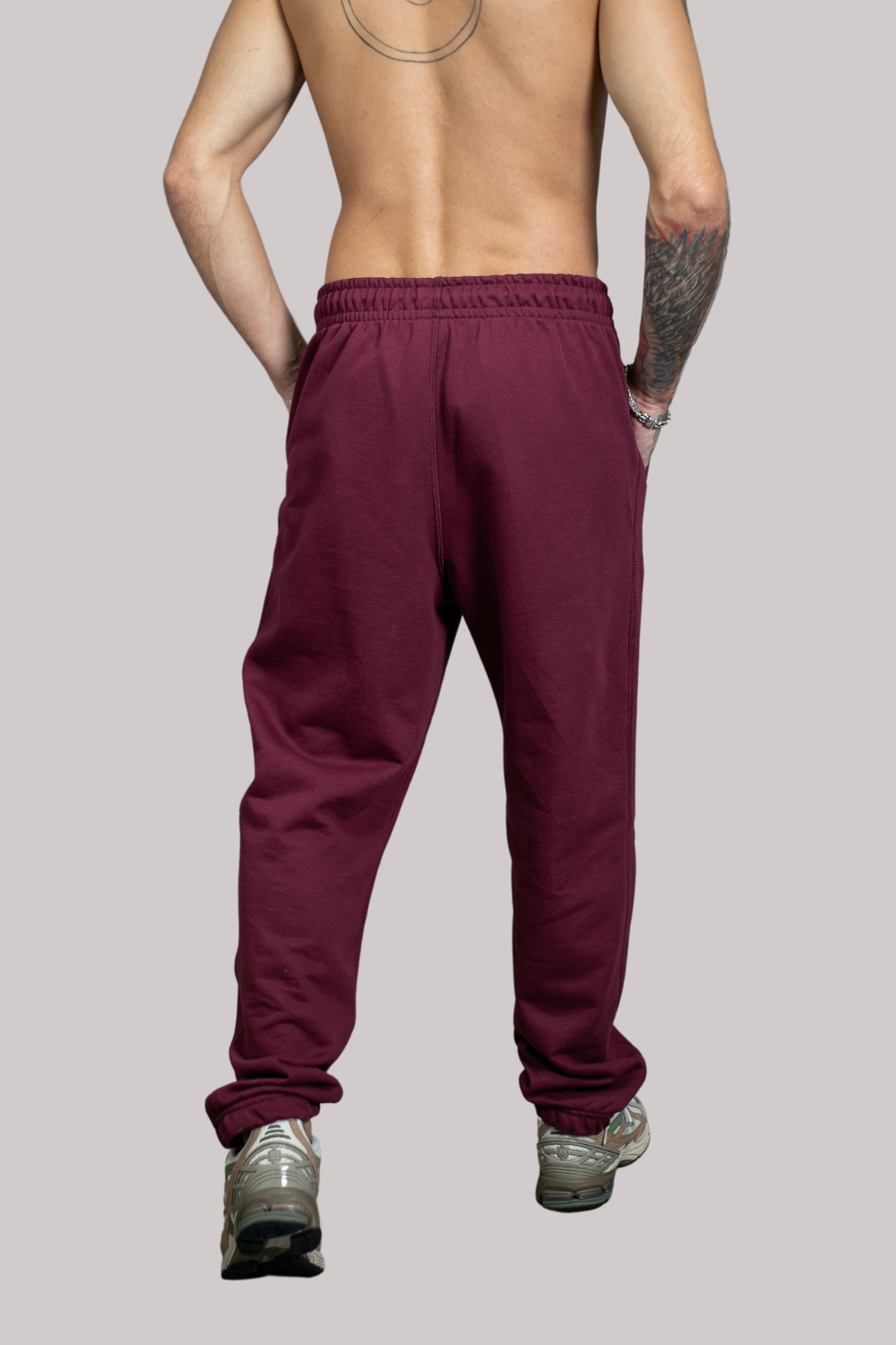 CALÇA MOLETOM NEW BALANCE ATHLETICS SMALL LOGO BORDADO MP41508B