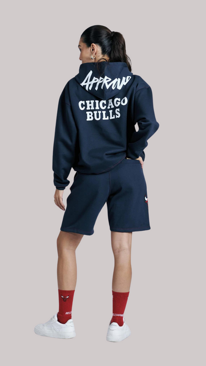 MOLETOM APPROVE X NBA OVERSIZED BULLS