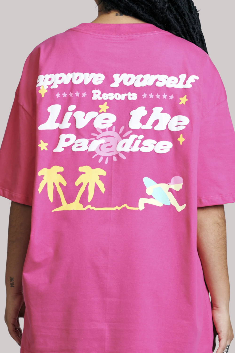 CAMISETA APPROVE HUGE RESORT BEGE