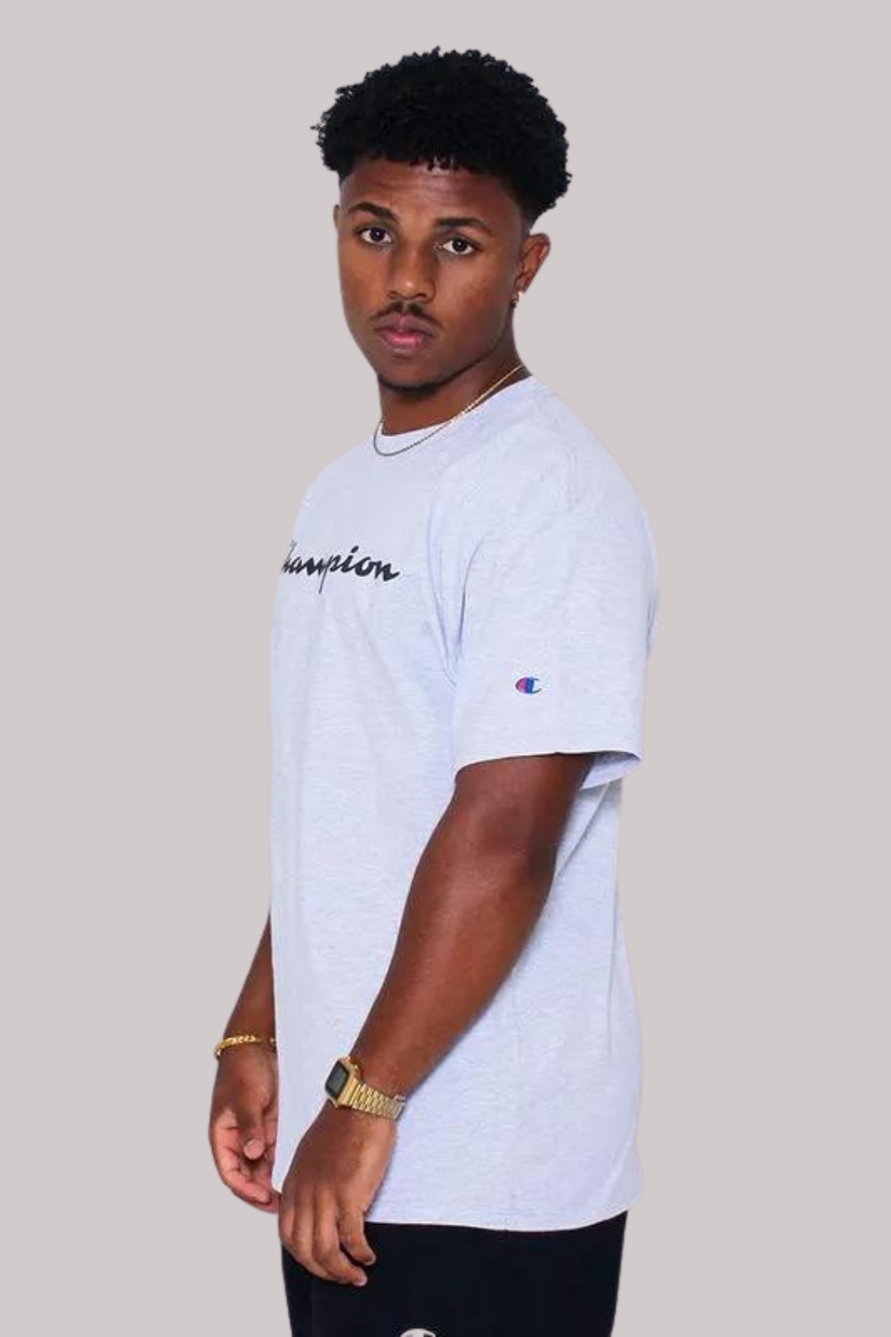 CAMISETA CHAMPION LEV MC SCRIPT ONE COLOR