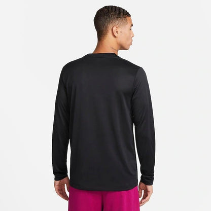 Cam mc tee club max