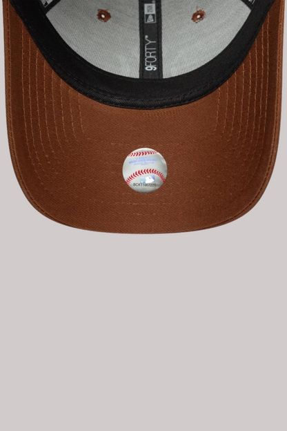 BONÉ NEW ERA LEAGUE ESSENTIAL 9FORTY NEW YORK YANKEES 60691396C013