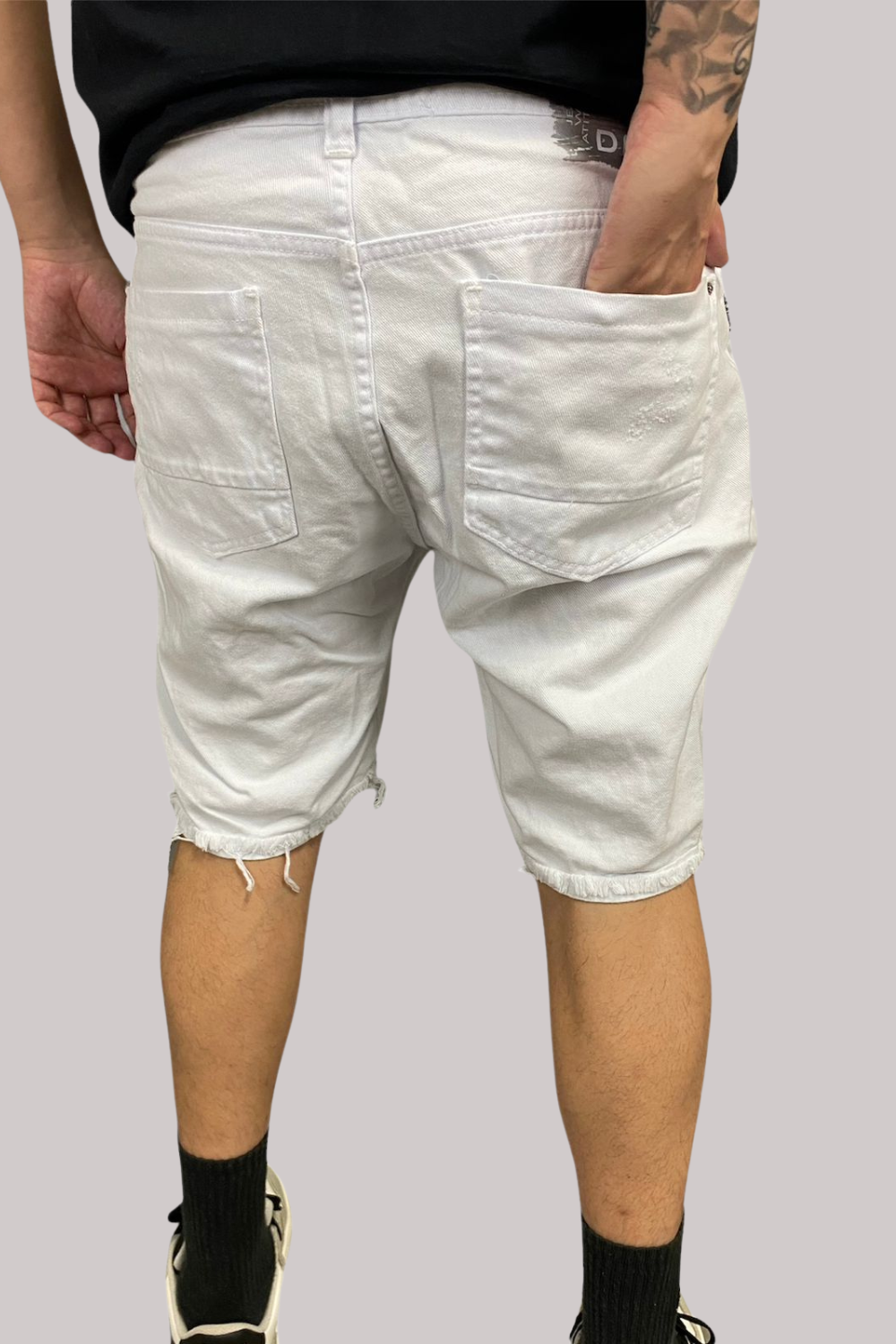 BERMUDA DEGRANT SARJA AMASSADO S/ RASGO BRANCO