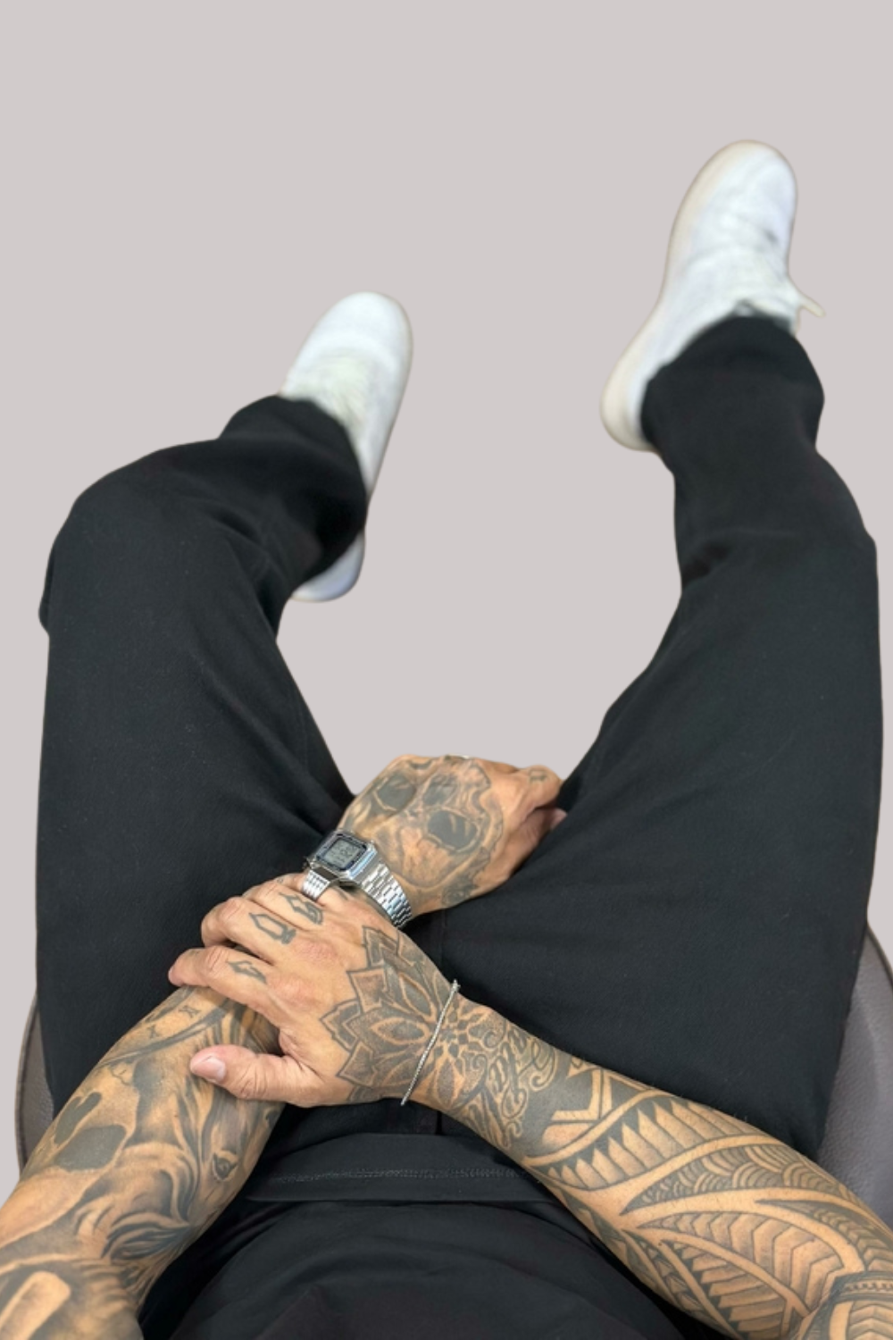 CALÇA JEANS LLEVA DESTROYED RETA LLERT001