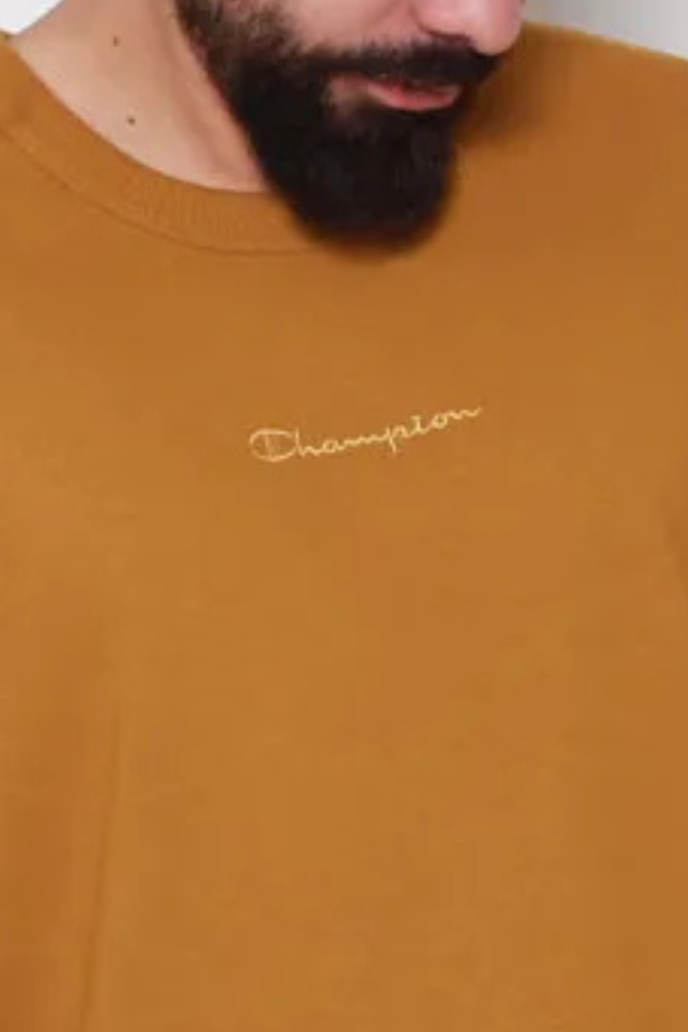 CAMISETA CHAMPION HERITAGE BORDADA