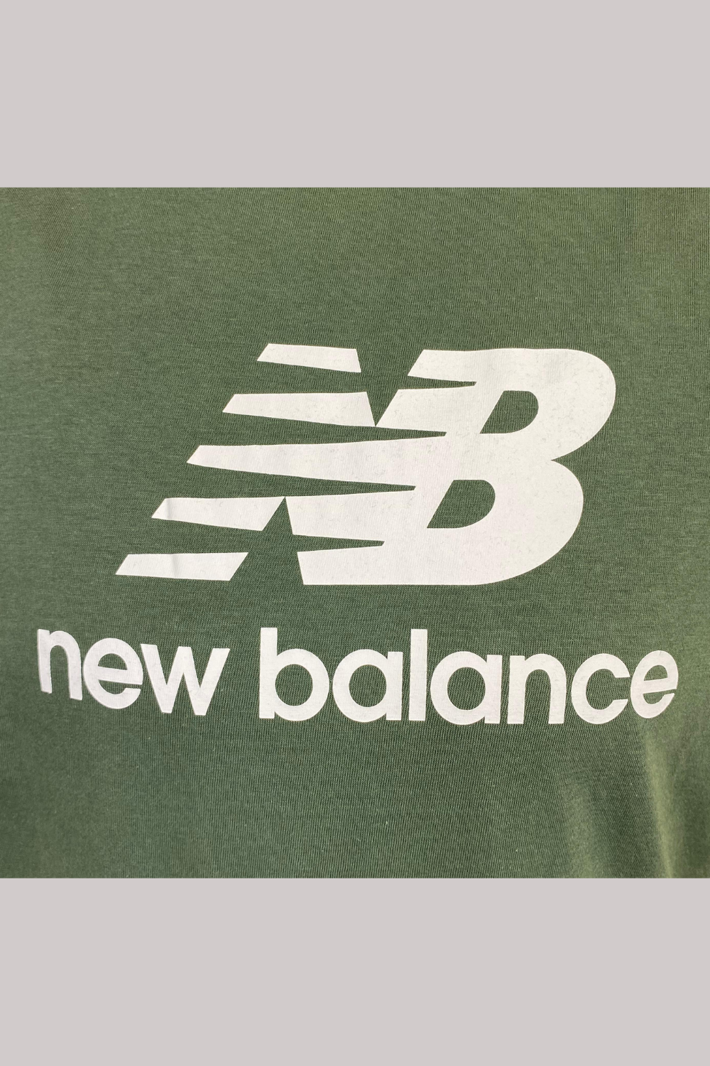 CAMISETA NEW BALANCE ESSENTIALS