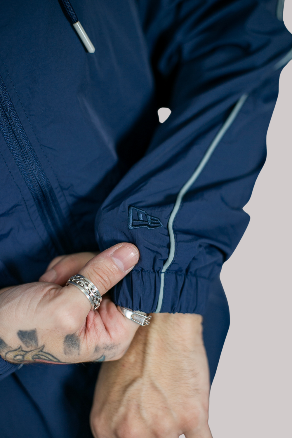 JAQUETA CORTA VENTO NEW ERA WINDBRAKER ALL CORE MLB NEW YORK YANKES MBI25JAQ005